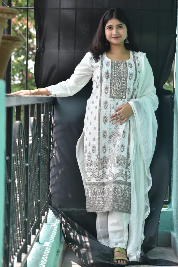 White_Cotton_Embroidery_Stitched_Suit_For_Women