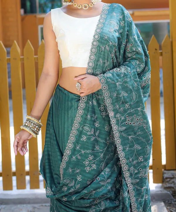 Green_Pure_Soft_Silk_Saree_With_Beautiful_Thread_Handwork_With_Elegant_Floral_Design_With_Cutwork_Border_And_Elegant_Design_All_Over_Saree