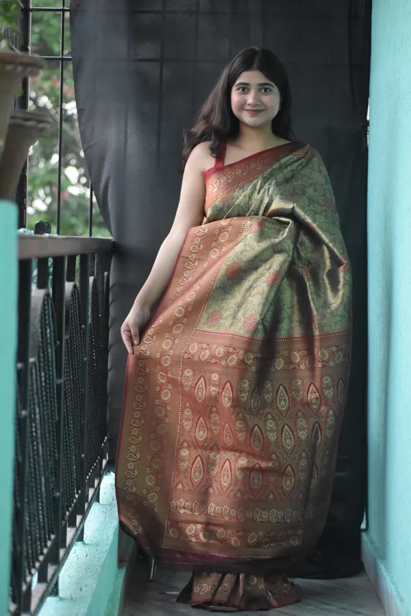 Multicolor_Embroidery_Silk_Saree_For_Women