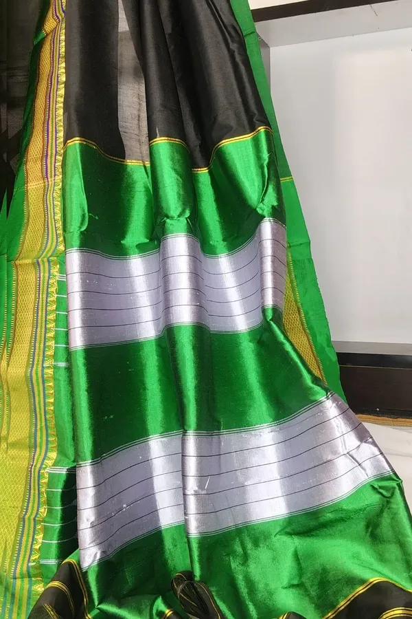 Ilkal_Plain_Mercerized_Silk_Saree_Code-_SKL3074
