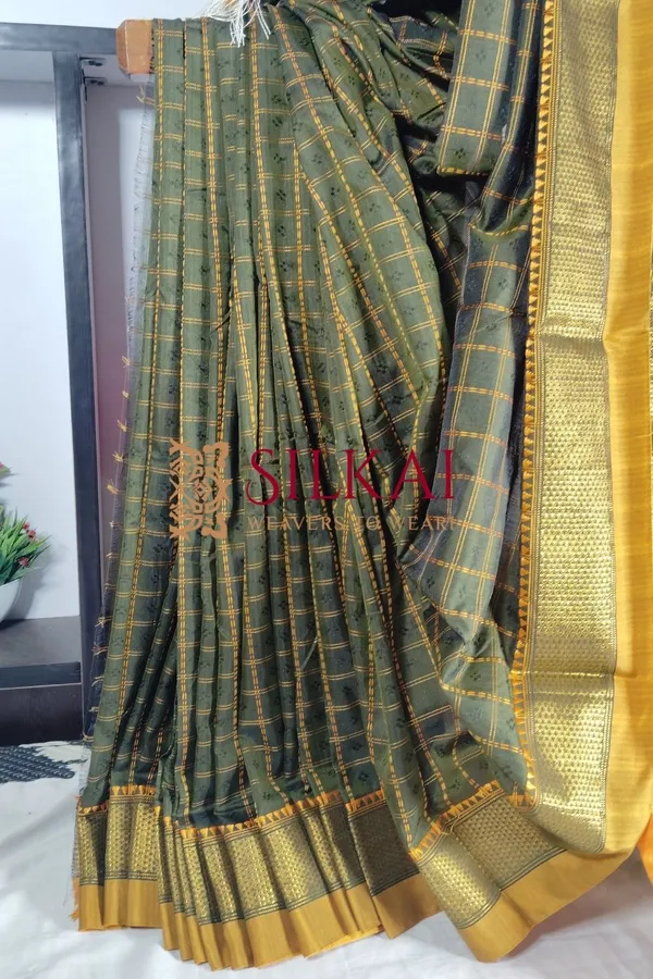 Ilkal_Cotton_Chikki_Star_Saree_Code-_SKL1890