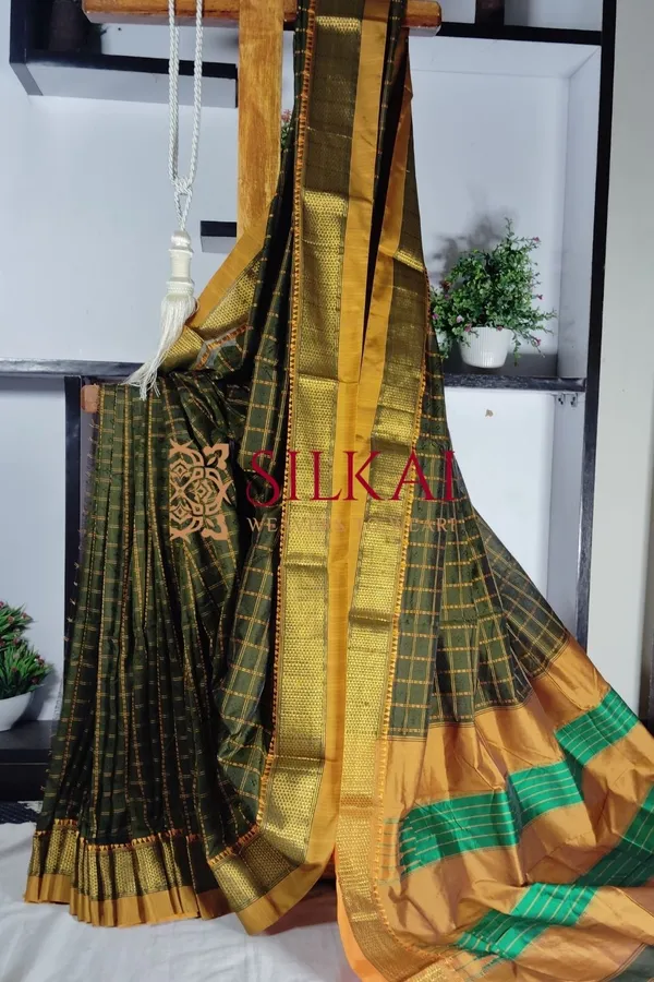 Ilkal_Cotton_Chikki_Star_Saree_Code-_SKL1890