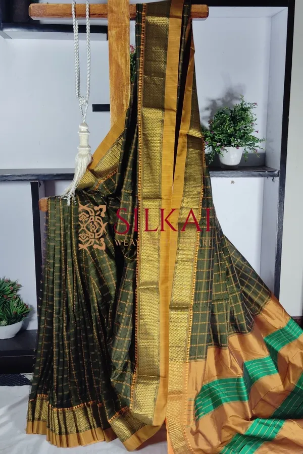 Ilkal_Cotton_Chikki_Star_Saree_Code-_SKL1890
