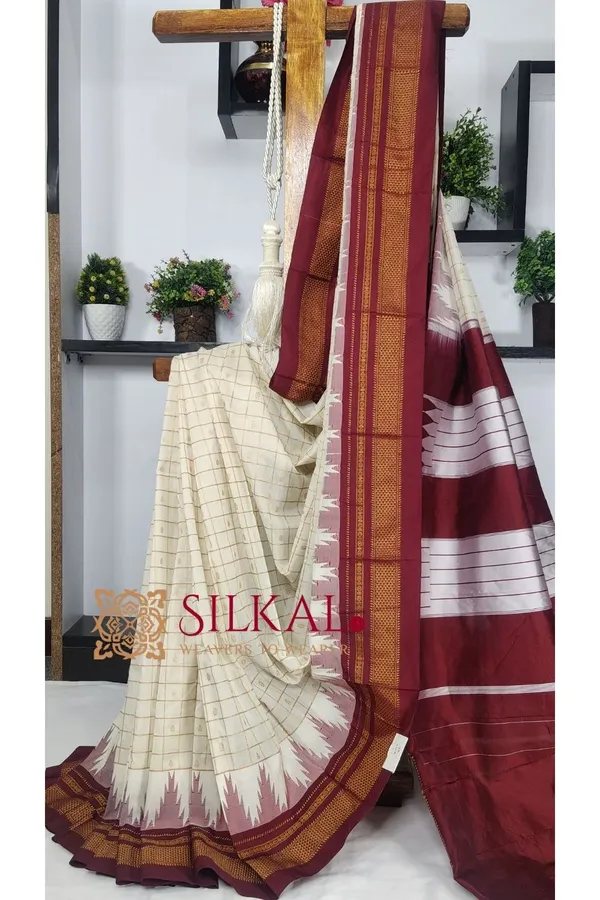 Ilkal_Big_Checks_Temple_Border_Saree_SKL03367