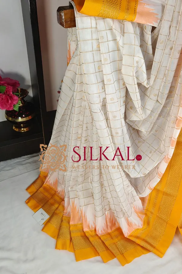Ilkal_Big_Checks_Temple_Border_Saree_SKL04125