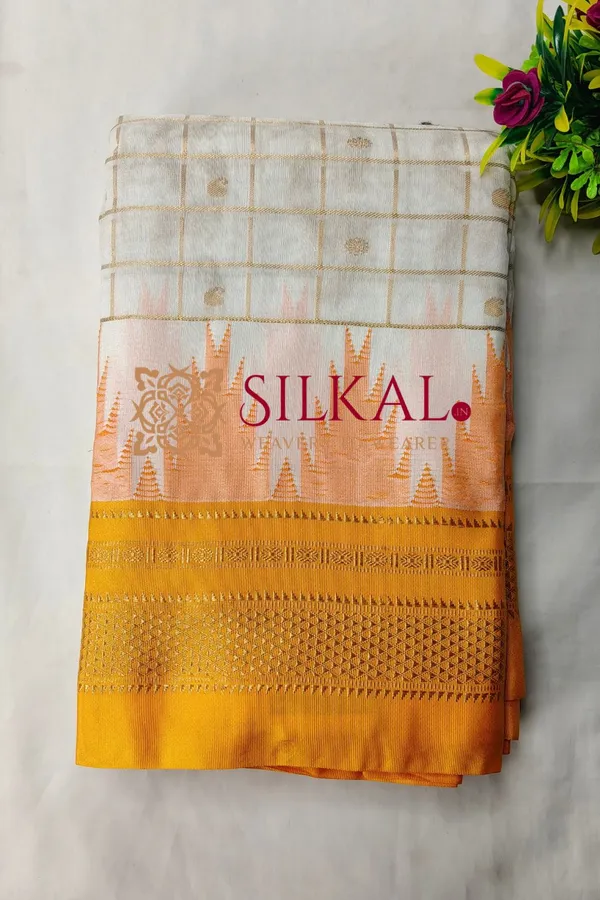 Ilkal_Big_Checks_Temple_Border_Saree_SKL04125