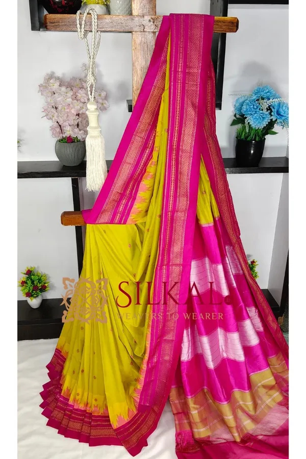 Ilkal_Buta_Cotton_Silk_Temple_Saree_SKL03850