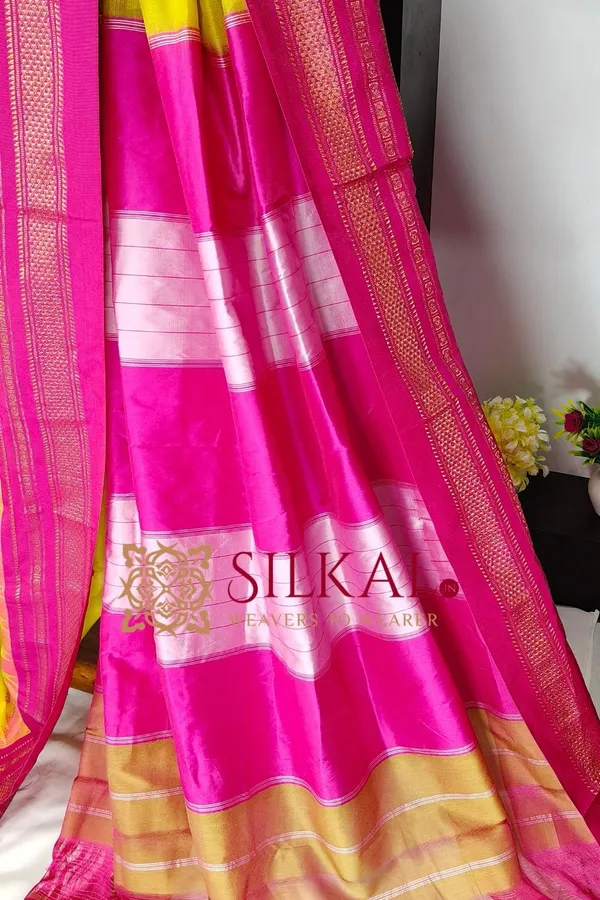 Ilkal_Buta_Cotton_Silk_Temple_Saree_SKL03850