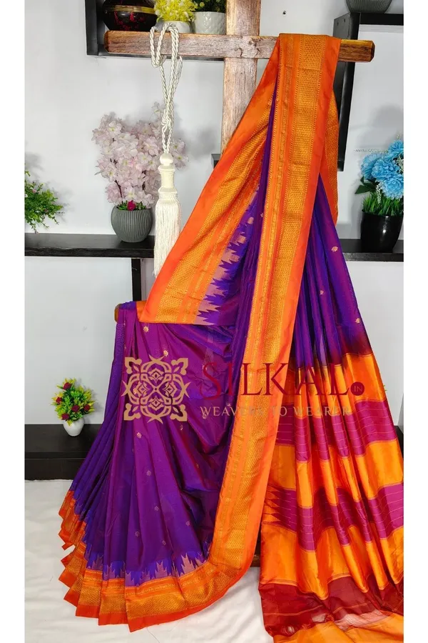 Ilkal_Buta_Cotton_Silk_Temple_Saree_SKL03897