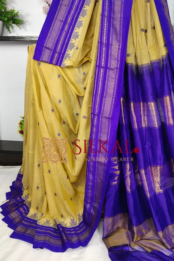 Ilkal_Buta_Cotton_Silk_Temple_Saree_SKL03898