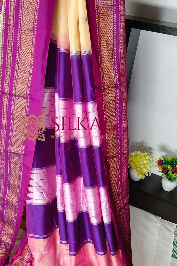 Ilkal_Buta_Cotton_Silk_Temple_Saree_SKL03900