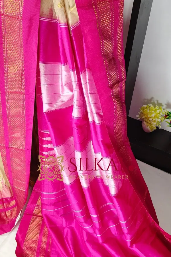 Ilkal_Buta_Cotton_Silk_Temple_Saree_SKL03901