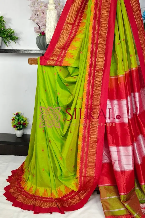 Ilkal_Buta_Cotton_Silk_Temple_Saree_SKL03902
