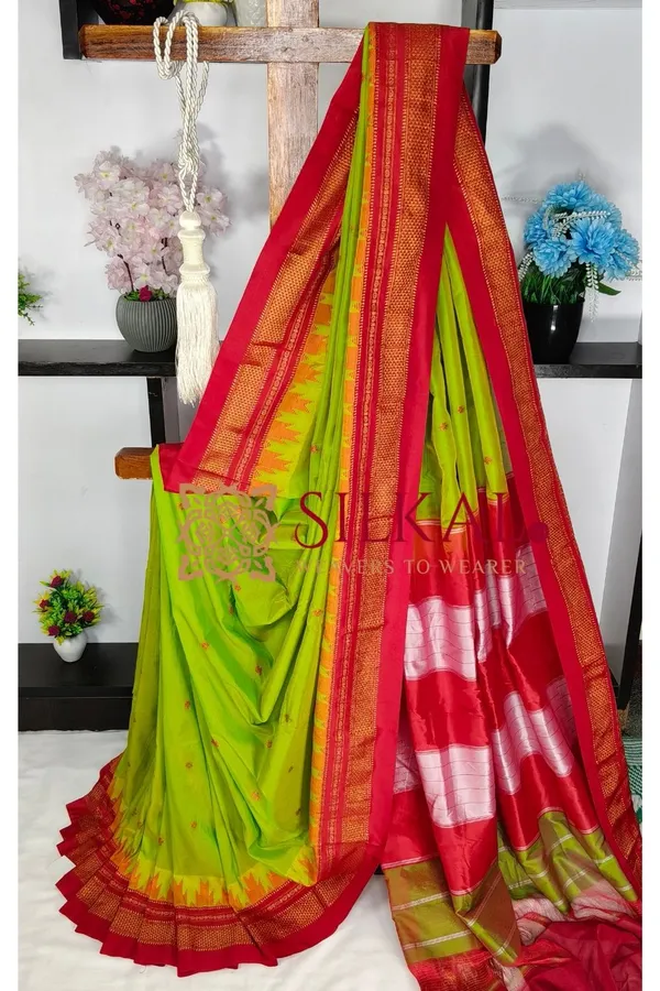 Ilkal_Buta_Cotton_Silk_Temple_Saree_SKL03902