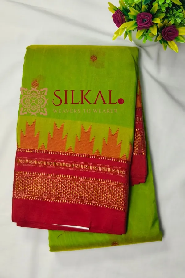 Ilkal_Buta_Cotton_Silk_Temple_Saree_SKL03902