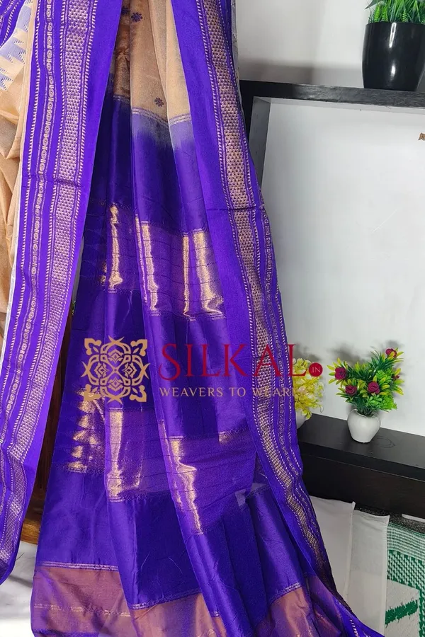 Ilkal_Buta_Cotton_Silk_Temple_Saree_SKL03903