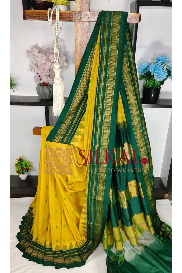 Ilkal_Buta_Cotton_Silk_Temple_Saree_SKL03904