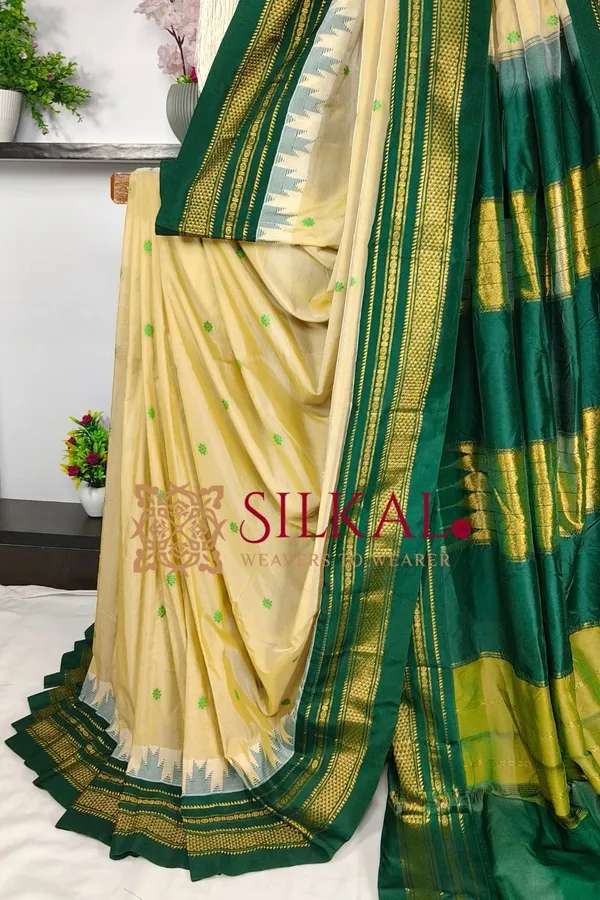 Ilkal_Buta_Cotton_Silk_Temple_Saree_SKL03905