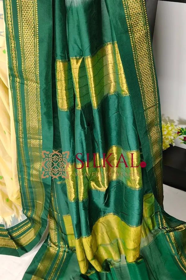 Ilkal_Buta_Cotton_Silk_Temple_Saree_SKL03905