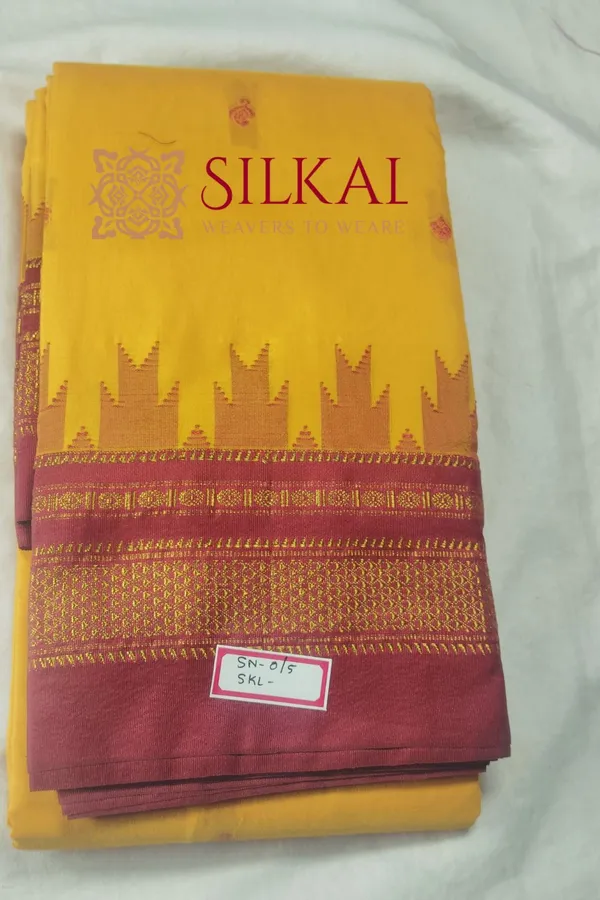 Ilkal_Buta_Cotton_Silk_Temple_Saree_SKL1983