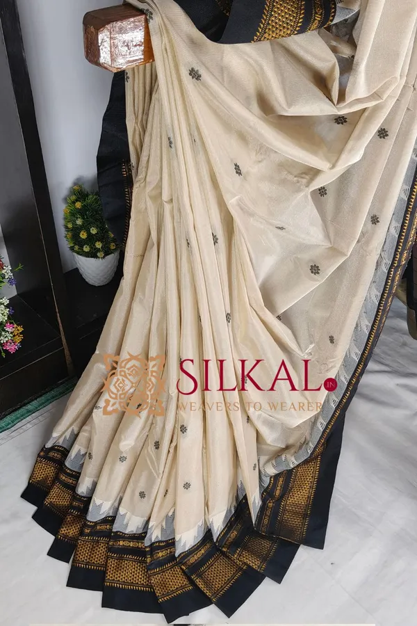 Ilkal_Butta_Cotton_Silk_Temple_Broder_Saree_SKL04157