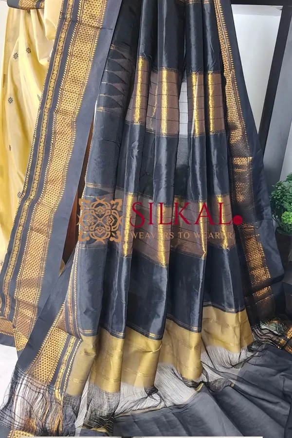 Ilkal_Butta_Cotton_Silk_Temple_Broder_Saree_SKL04160