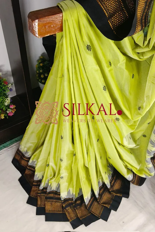 Ilkal_Butta_Cotton_Silk_Temple_Broder_Saree_SKL04163