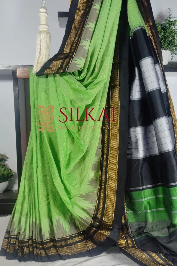 Ilkal_Chadarunga_Cotton_Silk_Temple_Saree_Code-_SKL1885