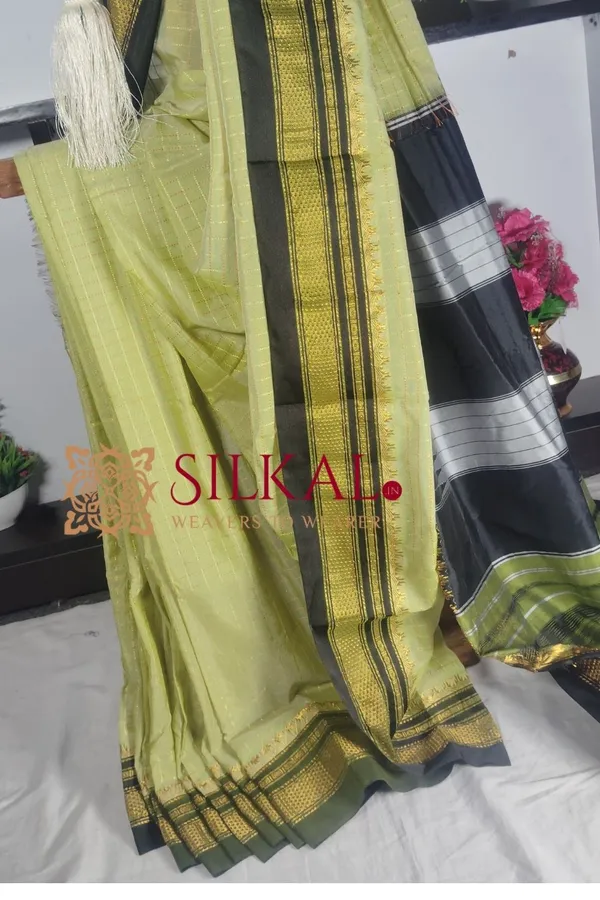 Ilkal_Chandrunga_Cotton_Silk_Saree_Code-_SKL1810