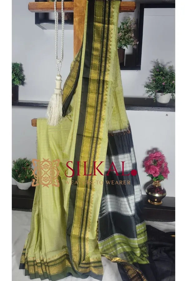 Ilkal_Chandrunga_Cotton_Silk_Saree_Code-_SKL1810