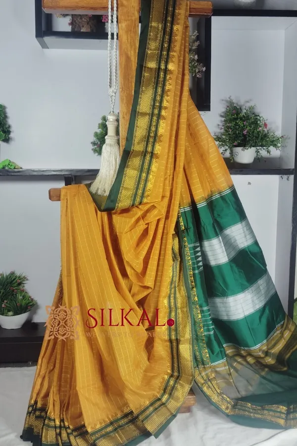 Ilkal_Chandrunga_Cotton_Silk_Saree_Code-_SKL1812