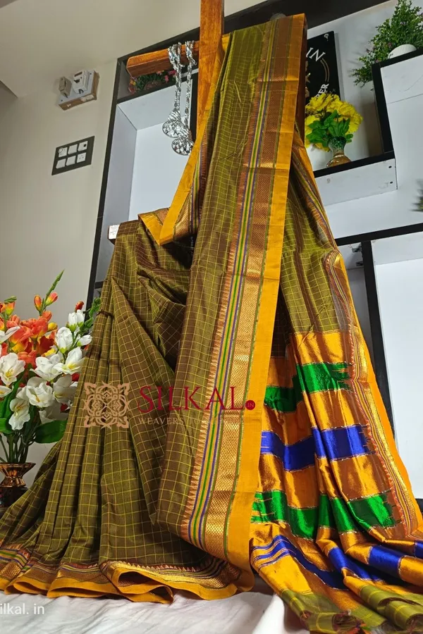 Ilkal_Checked_Mercerized_Silk_Saree_Saree_Code-_SKL1499
