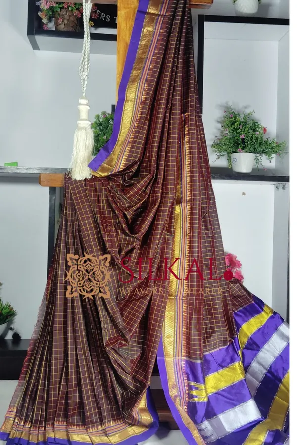 Ilkal_Checked_The_Mercerized_Silk_Saree_Code-_SKL1797