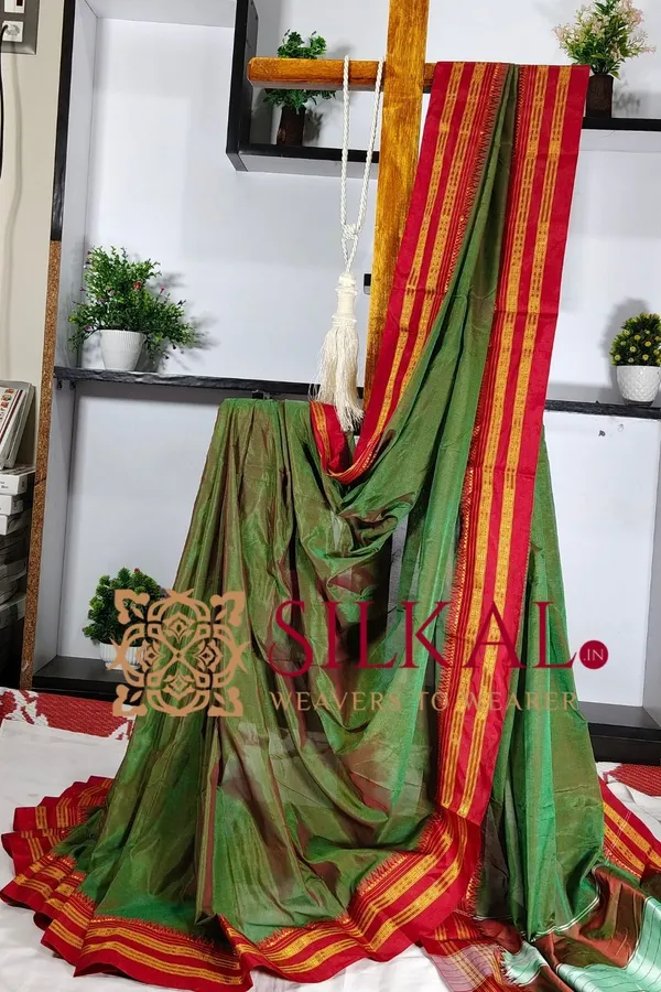 Ilkal_Cotton_Gaadi_Dadi_Plain_Saree_SKL2060