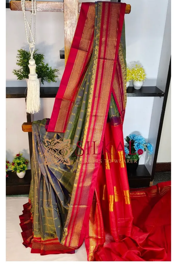 Ilkal_Cotton_Silk_Jarri_Checks_Saree_SKL04155
