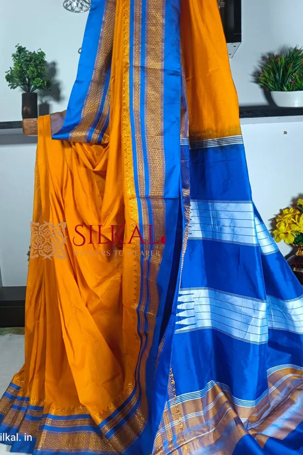 Ilkal_Cotton_Silk_With_Chikki_Paras_Border_Saree_Code-_SKL1296