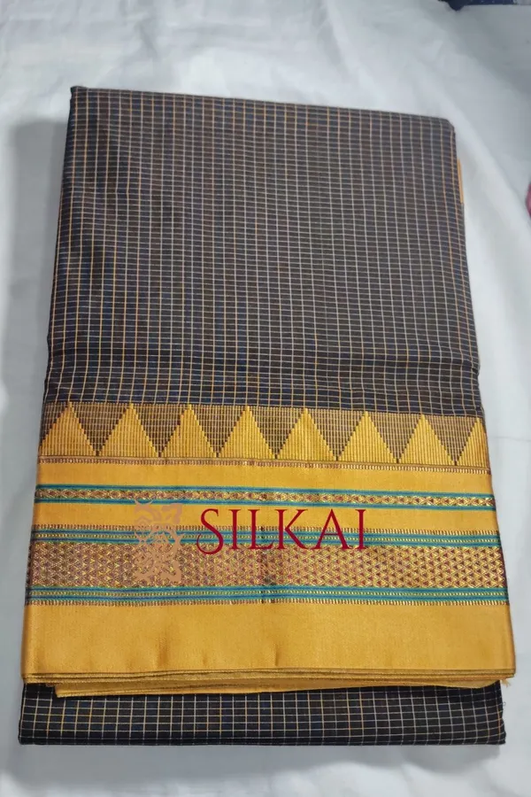 Ilkal_Embossed_With_Mercerized_Cotton_Saree_Code-_SKL1894