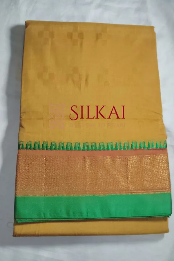 Ilkal_Embossed_With_Mercerized_Cotton_Saree_Code-_SKL1892