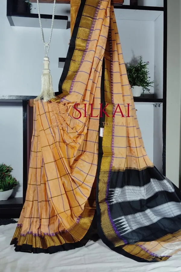 Ilkal_Embossed_With_Mercerized_Cotton_Saree_Code-_SKL1888