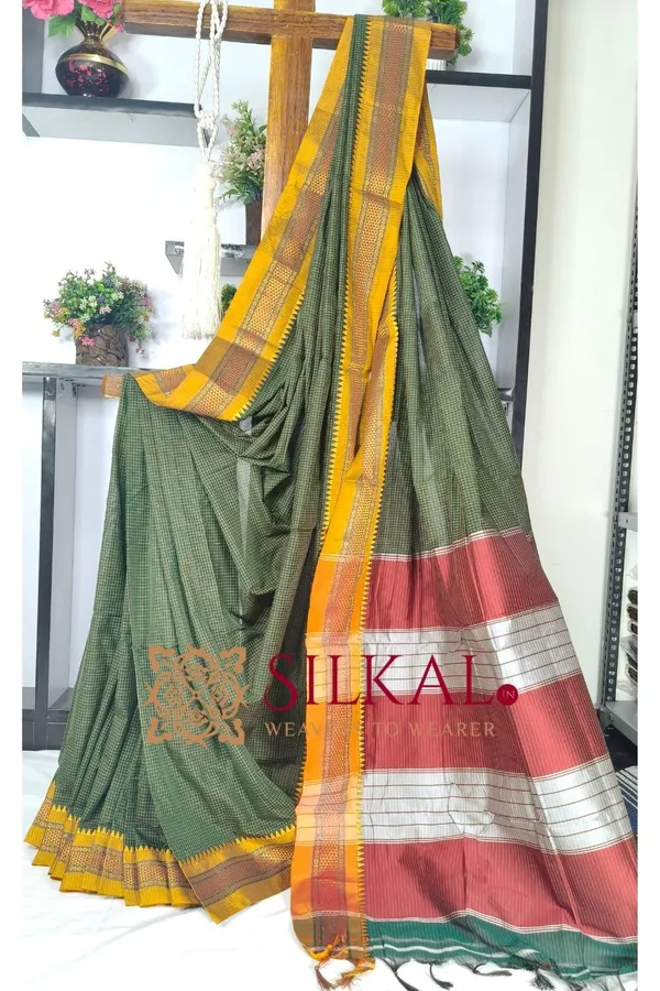 Ilkal_Embossed_With_Mercerized_Cotton_Saree_SKL03585
