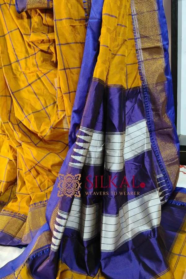 Ilkal_Embossed_With_Mercerized_Cotton_Saree_SKL_2083