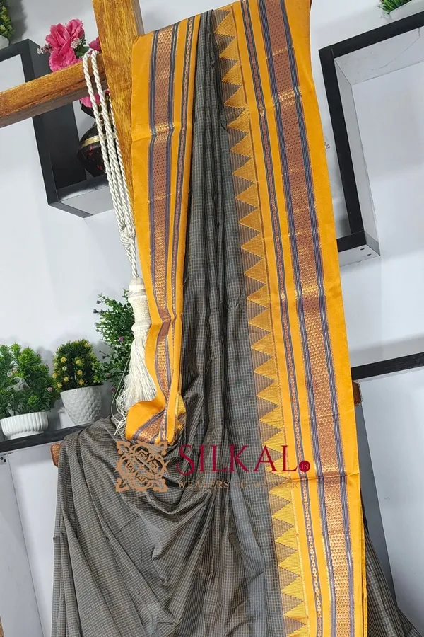Ilkal_Embossed_With_Mercerized_Cotton_Saree_Saree_Code-_SKL3101