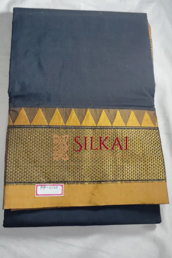 Ilkal_Embossed_With_Mercerized_Cotton_Saree_Code-_SKL1889