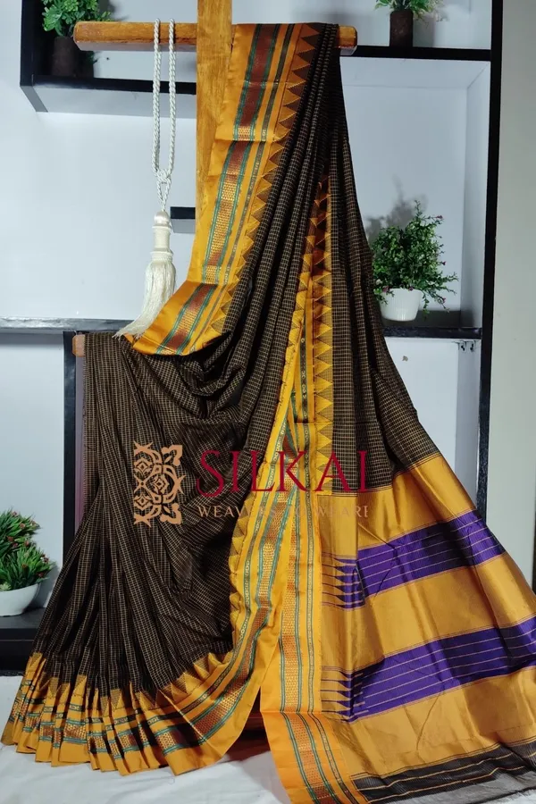Ilkal_Embossed_With_Mercerized_Cotton_Saree_Code-_SKL1894