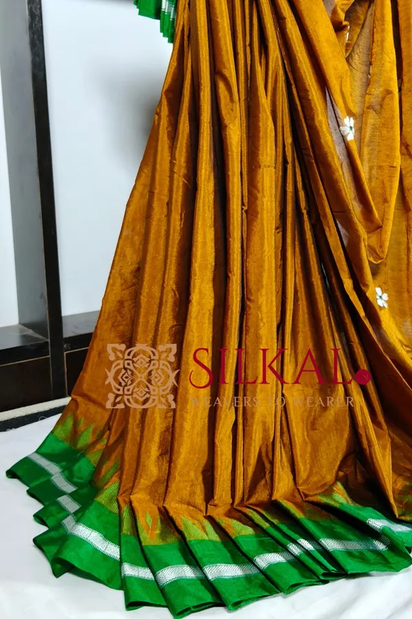 Ilkal_Flower_Butta_Saree,_Saree_Code-_SKL03254