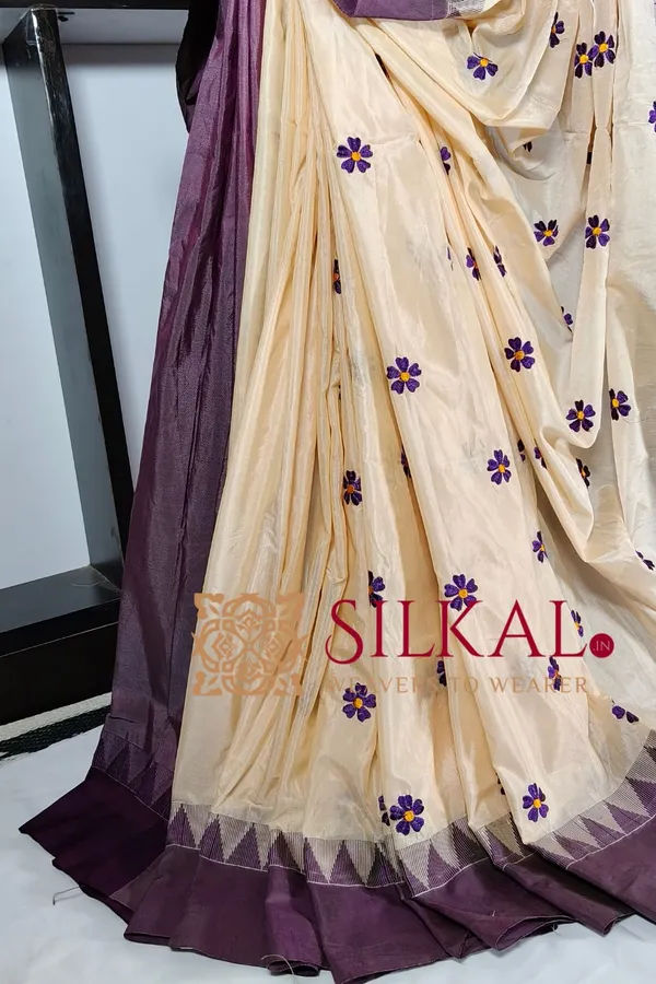 Ilkal_Flower_Butta_Saree,_Saree_Code-_SKL03256