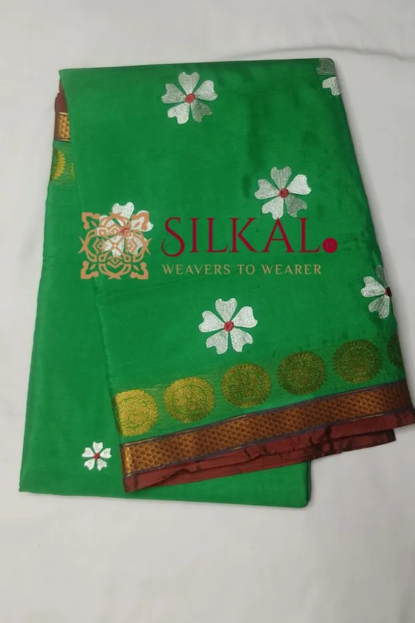 Ilkal_Flower_Butta_Saree,_Saree_Code-_SKL03266