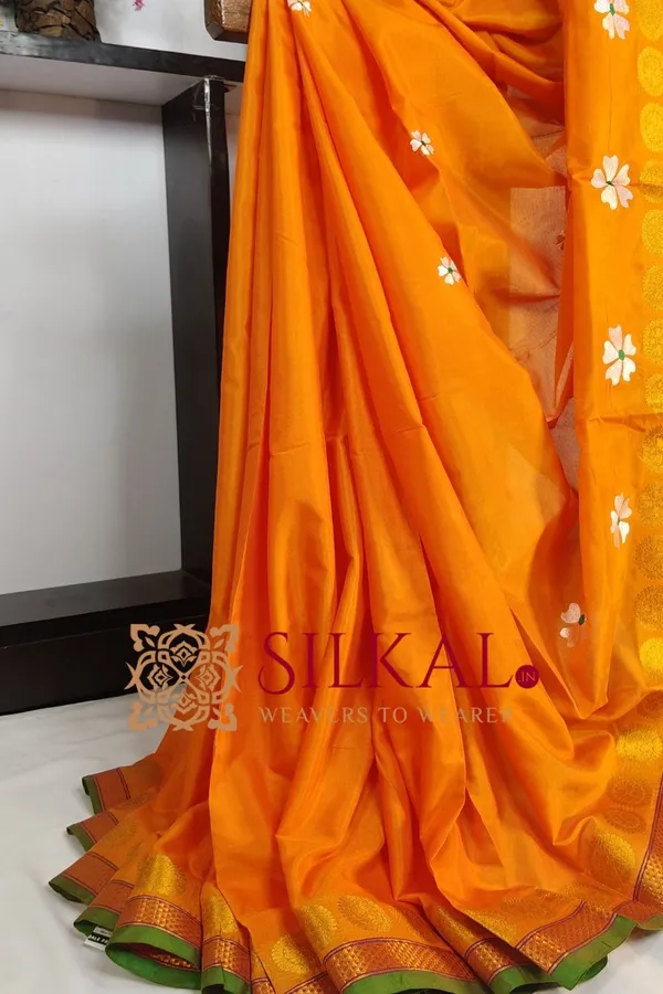 Ilkal_Flower_Butta_Saree,_Saree_Code-_SKL03268