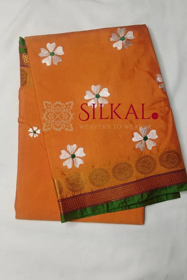Ilkal_Flower_Butta_Saree,_Saree_Code-_SKL03268