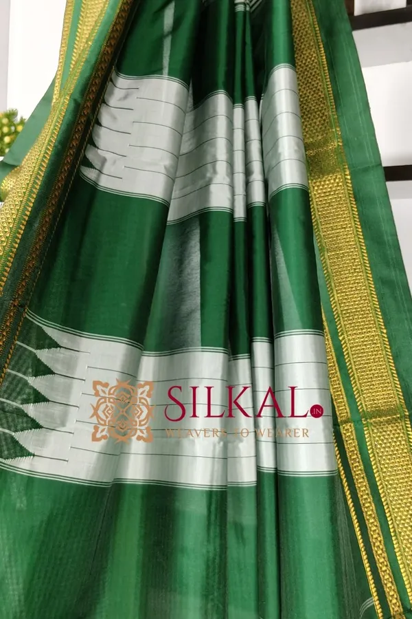 Ilkal_Gadiwal_small_check_cotton_silk_saree_SKL03498